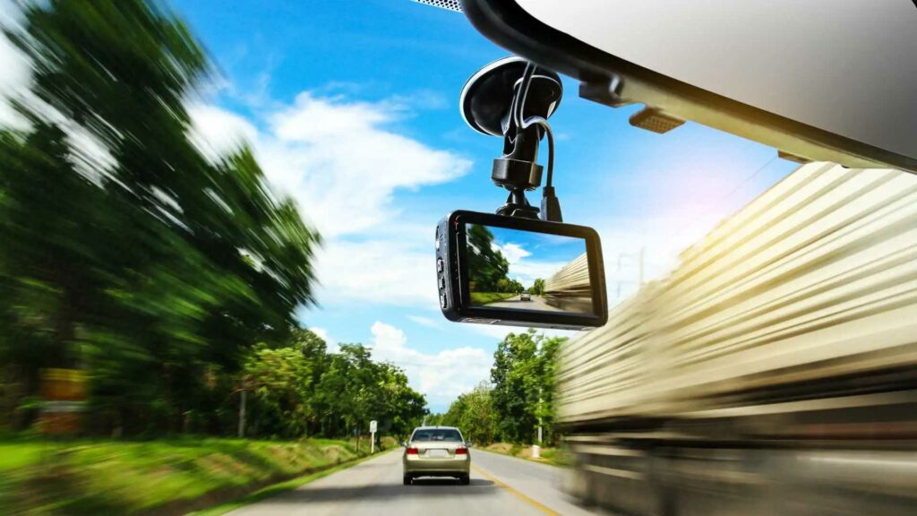 Revolutionizing Road Safety: The Gadget Gear Dash Cam